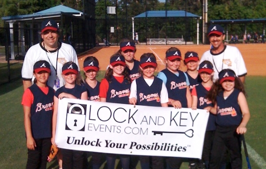 Lock And Key Events.com sponsors the Hollywood Hills Girls Softball Team